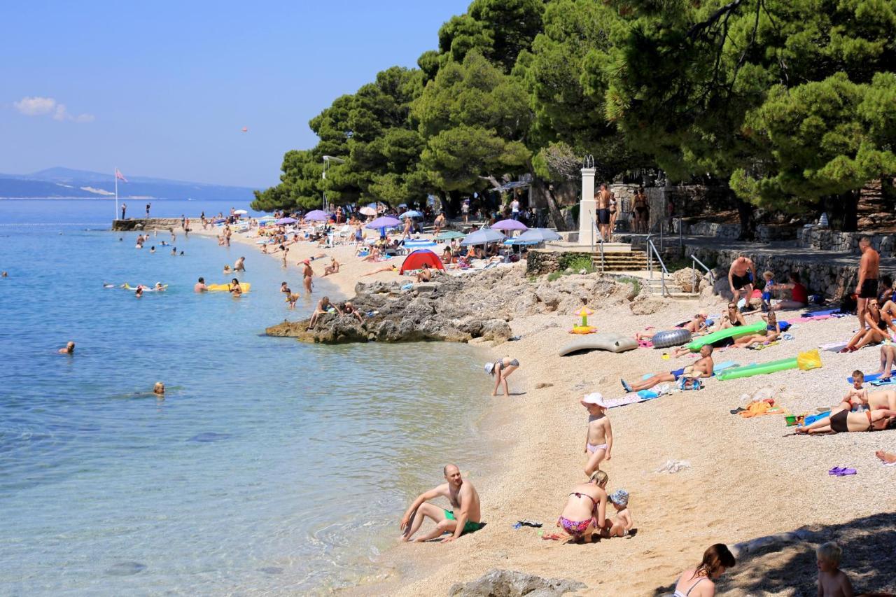Apartments By The Sea Brela, Makarska - 18356 Dış mekan fotoğraf