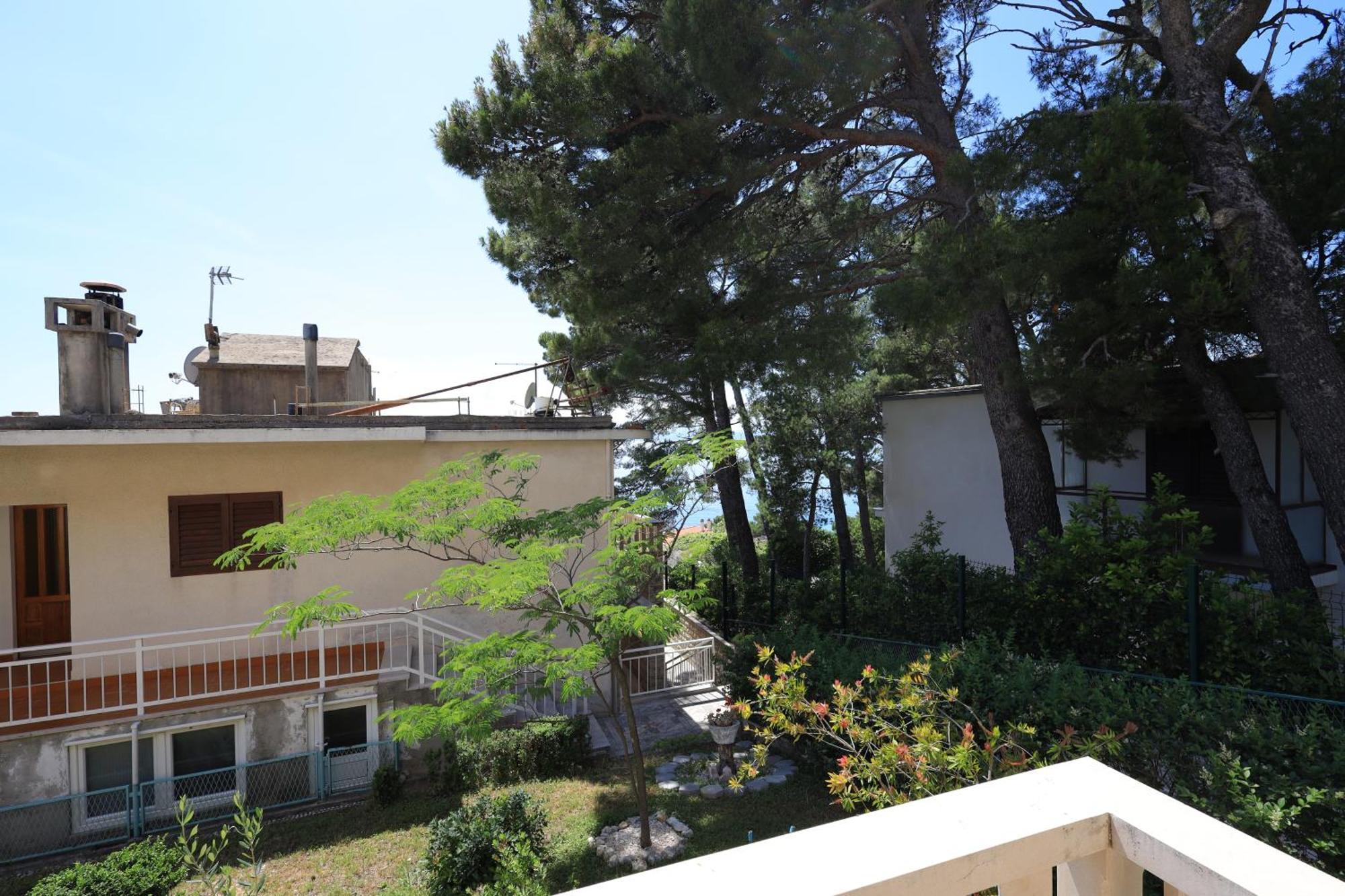 Apartments By The Sea Brela, Makarska - 18356 Dış mekan fotoğraf