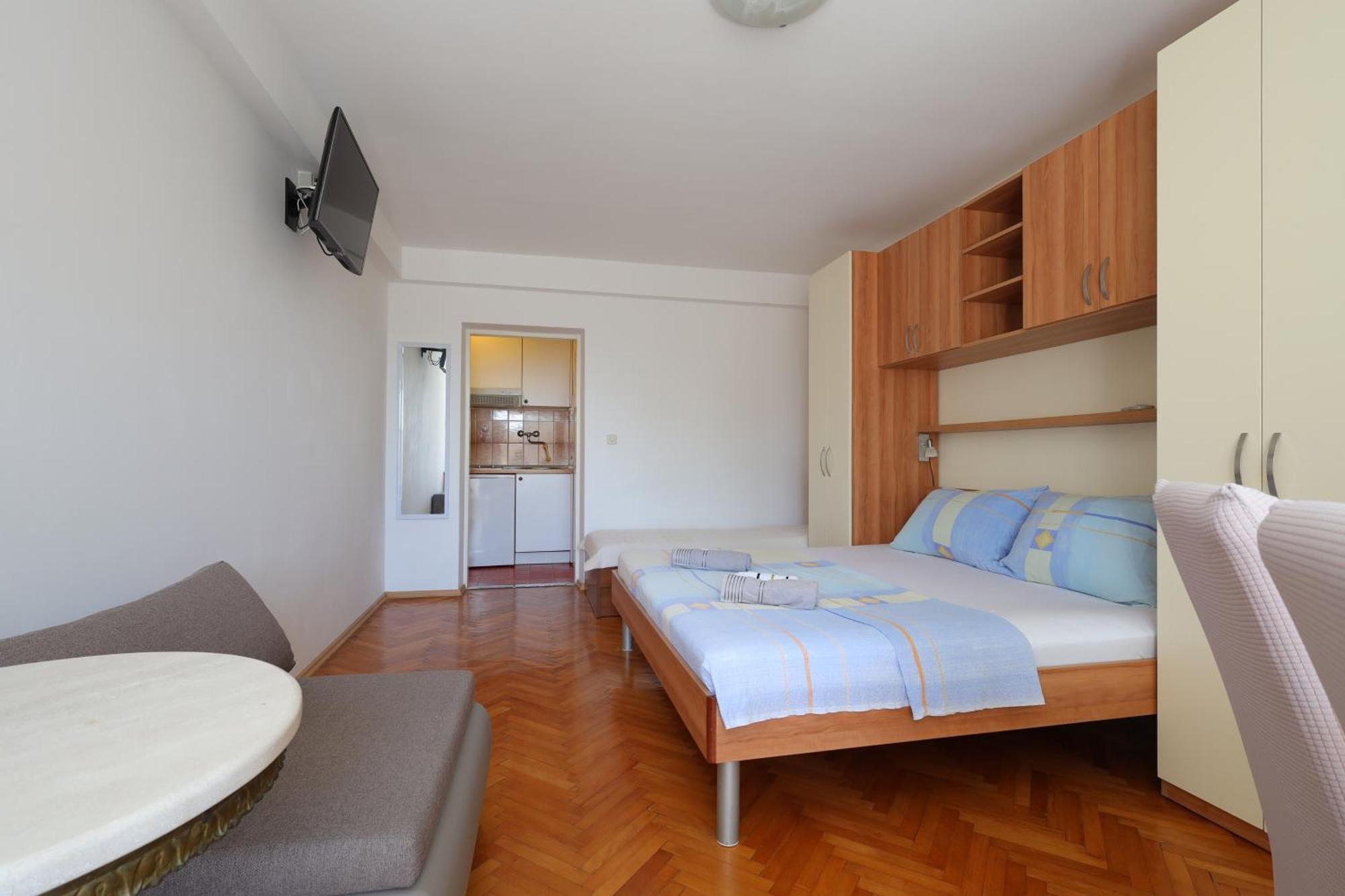 Apartments By The Sea Brela, Makarska - 18356 Oda fotoğraf